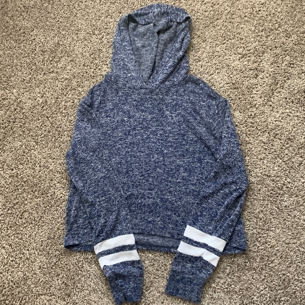 Juniors Sporty Longsleeve w/ Hoodie